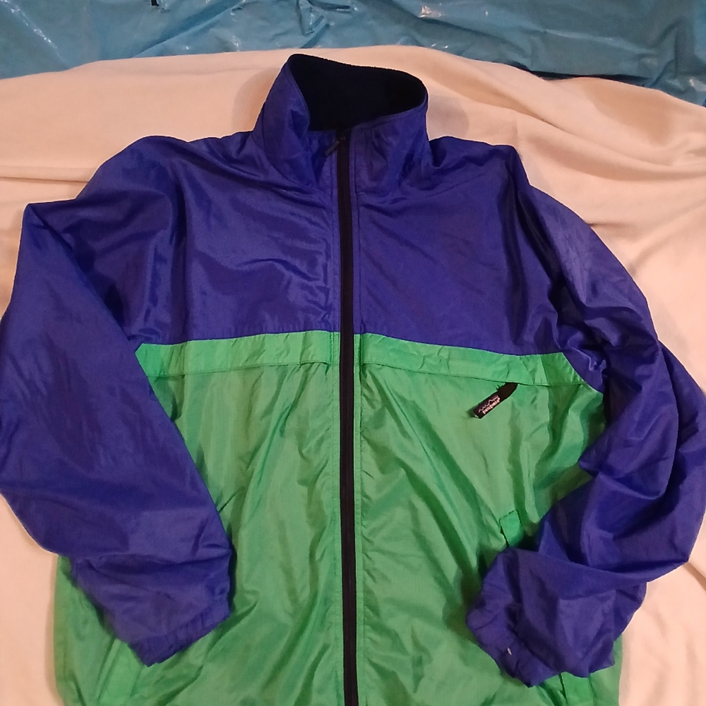 Patagonia Blue and Green Lightweight Jacket